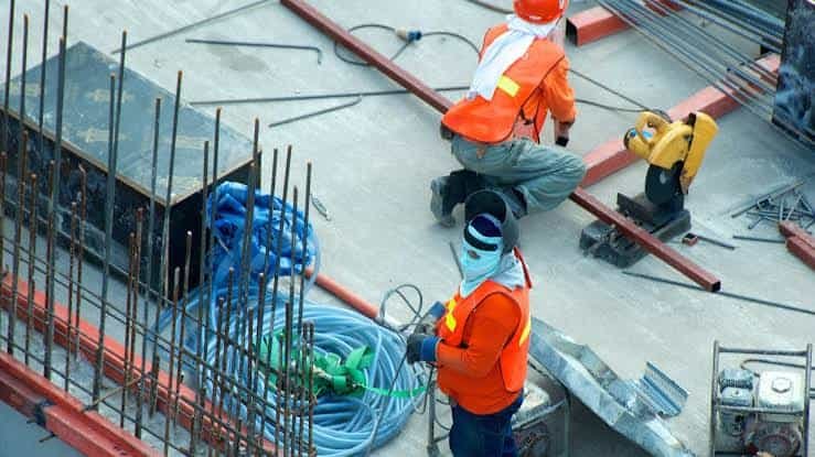 Is It Illegal to Hire an Undocumented Worker Knowingly in Pennsylvania
